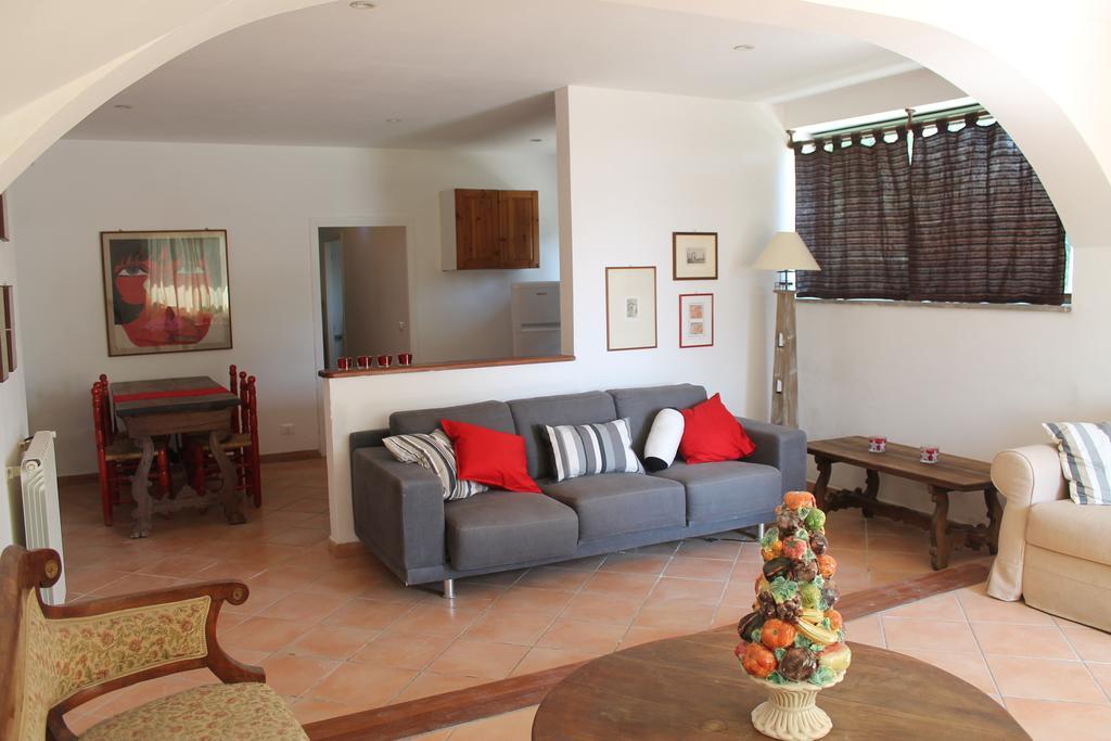 Verde Blu Lakefront Boutique Holiday Apartments Тревиньяно-Романо Номер фото