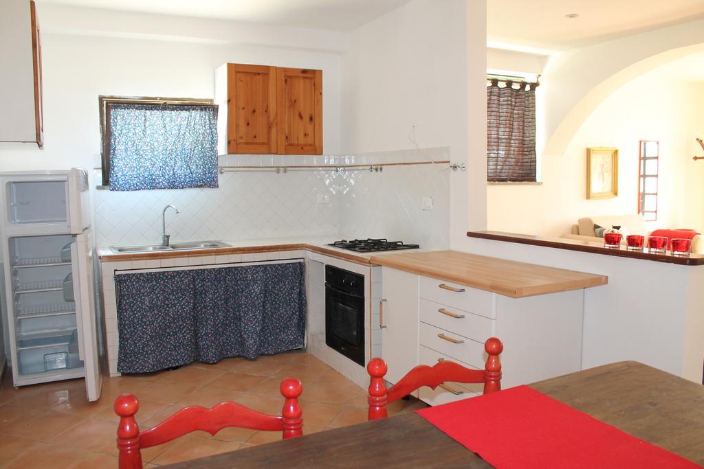 Verde Blu Lakefront Boutique Holiday Apartments Тревиньяно-Романо Номер фото